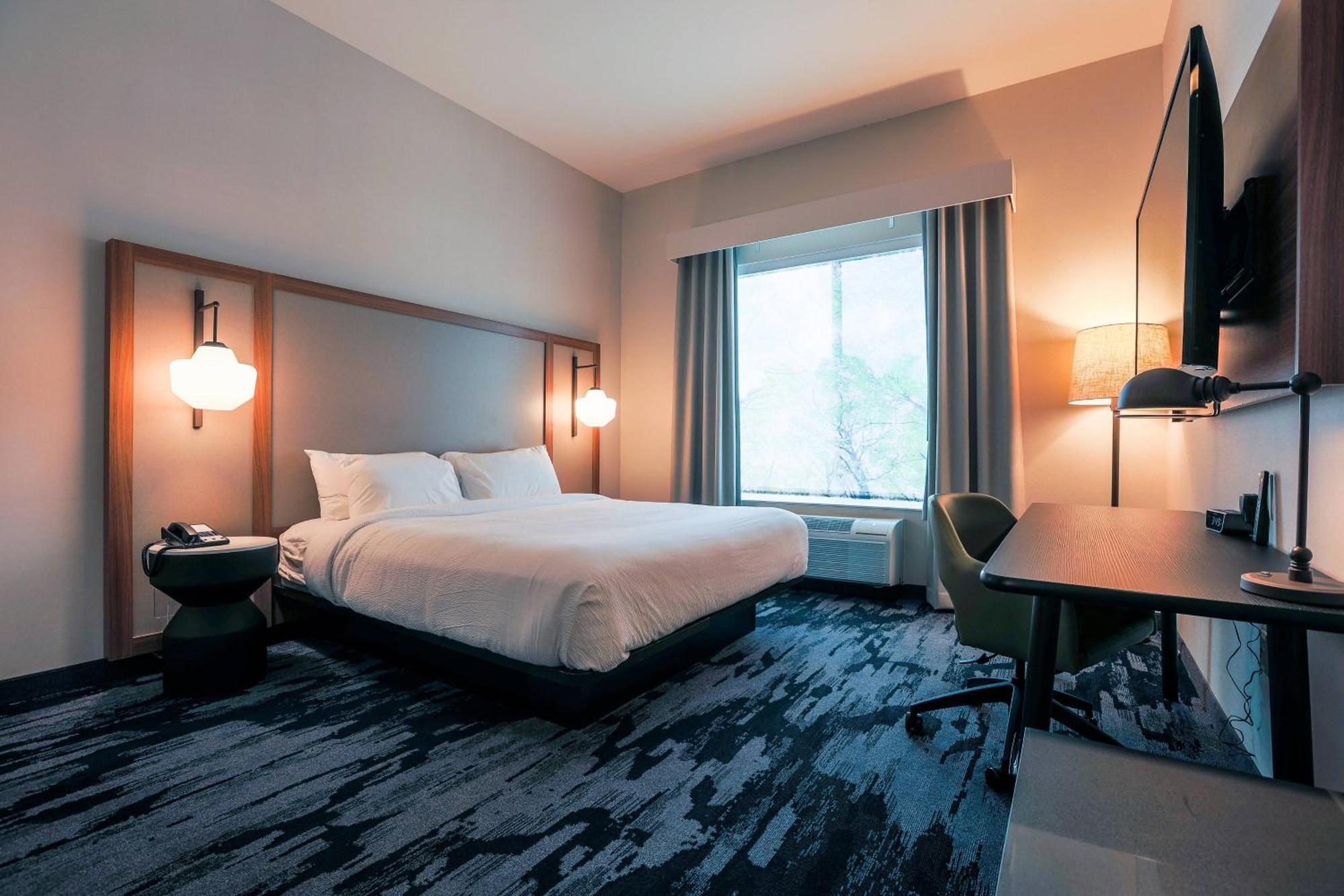 Hotel Fairfield &